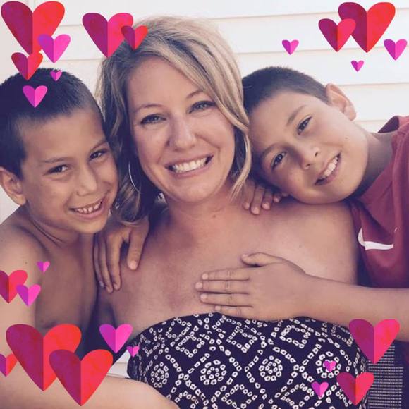 Meet your Posher, Julie - Picture 1 of 1